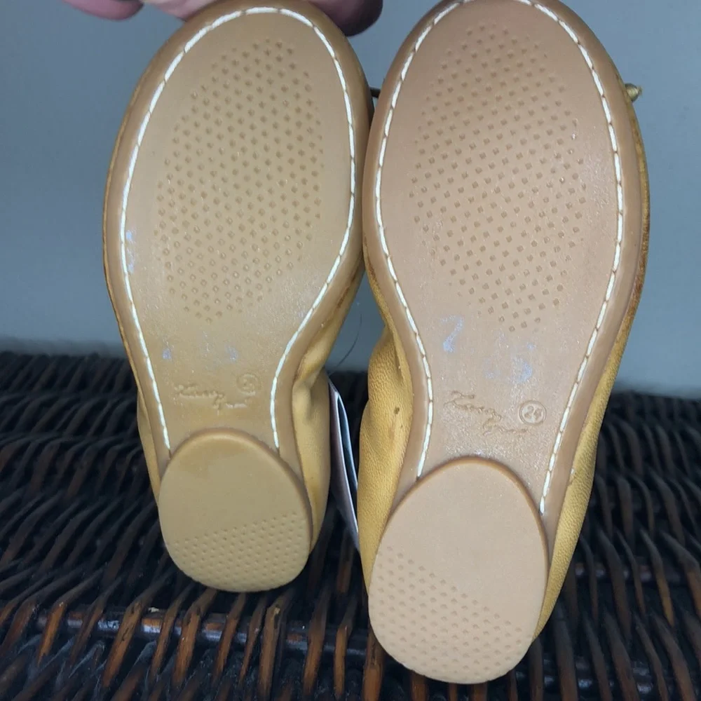Zara Flats